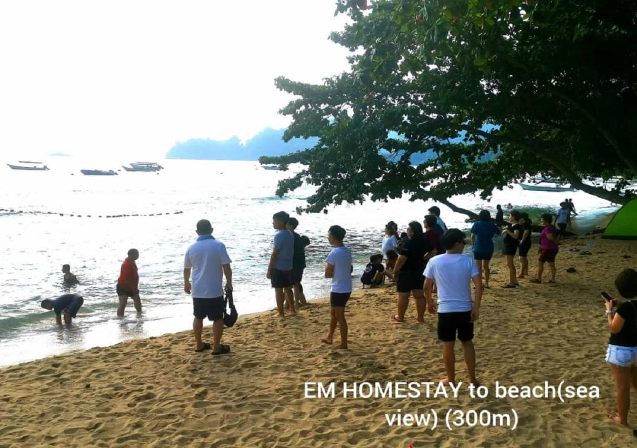 Em Homestay Pekan Pangkor Kültér fotó